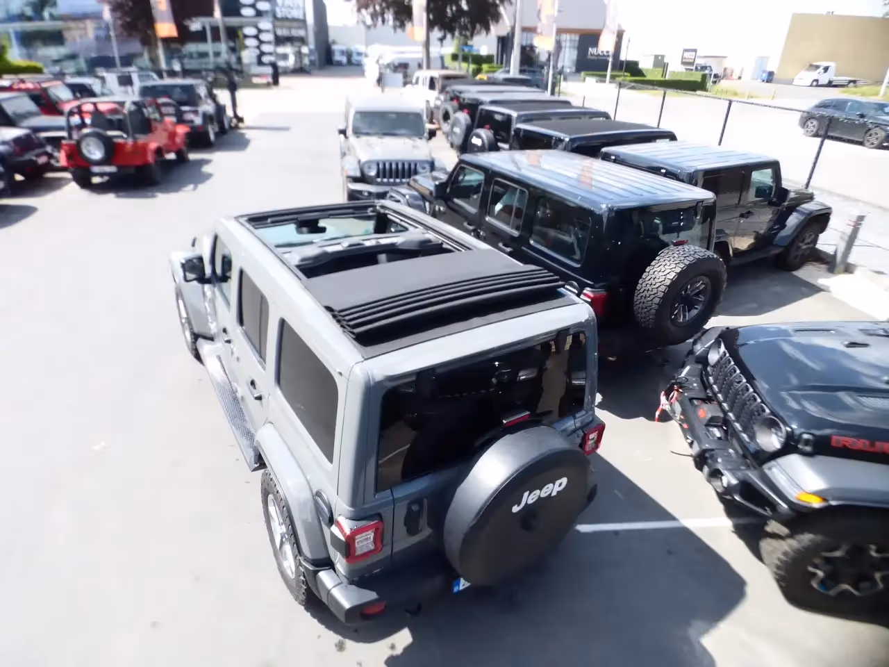 Jeep Wrangler 2.0 Turbo Sahara Unlimited **24000km** 10