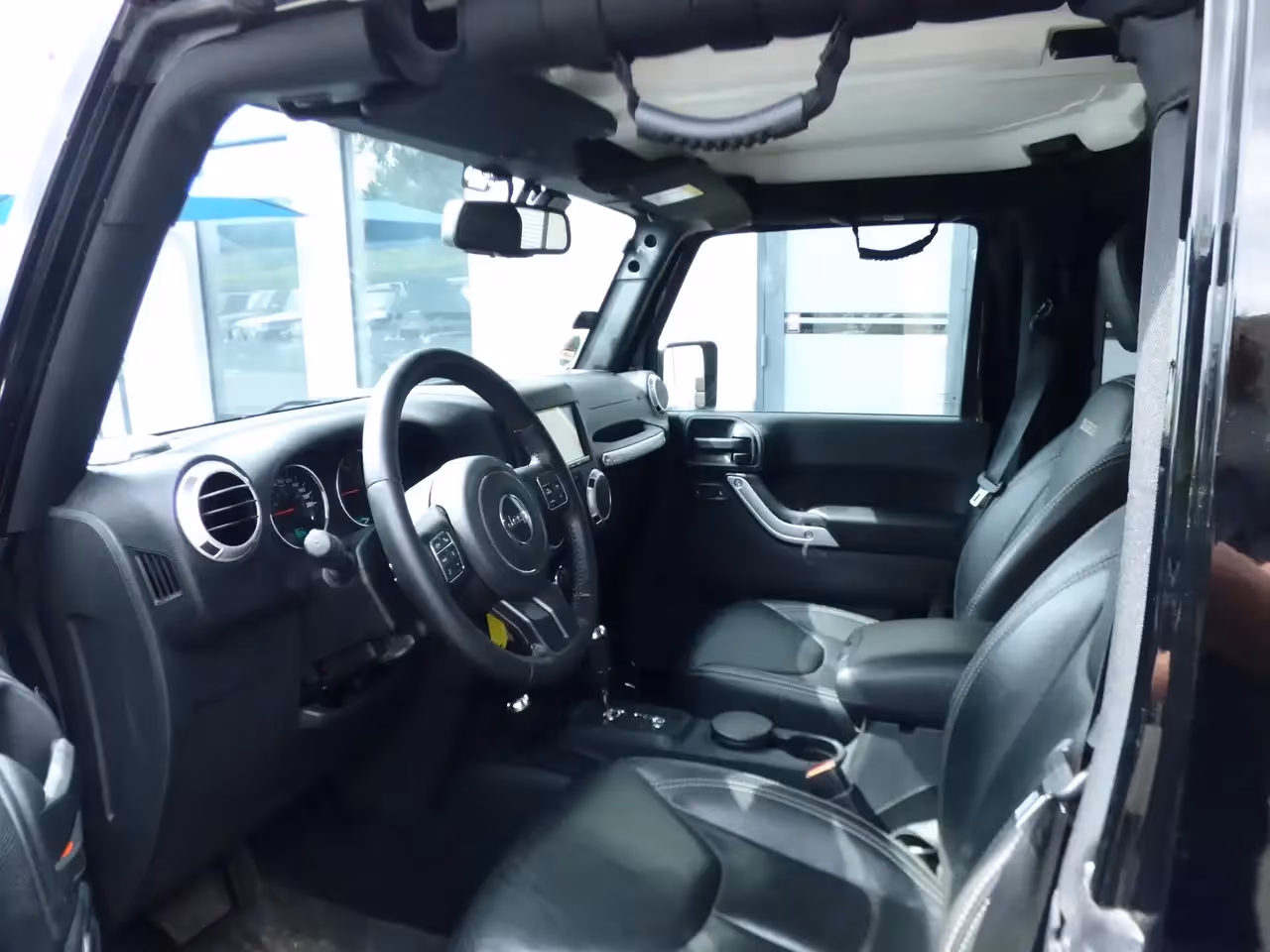 Jeep Wrangler 3.6i V6 Sahara edition **45000km** 7