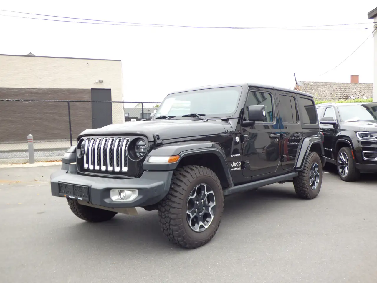 Jeep Wrangler 2.0 Turbo Sahara**73000km**Black** 10