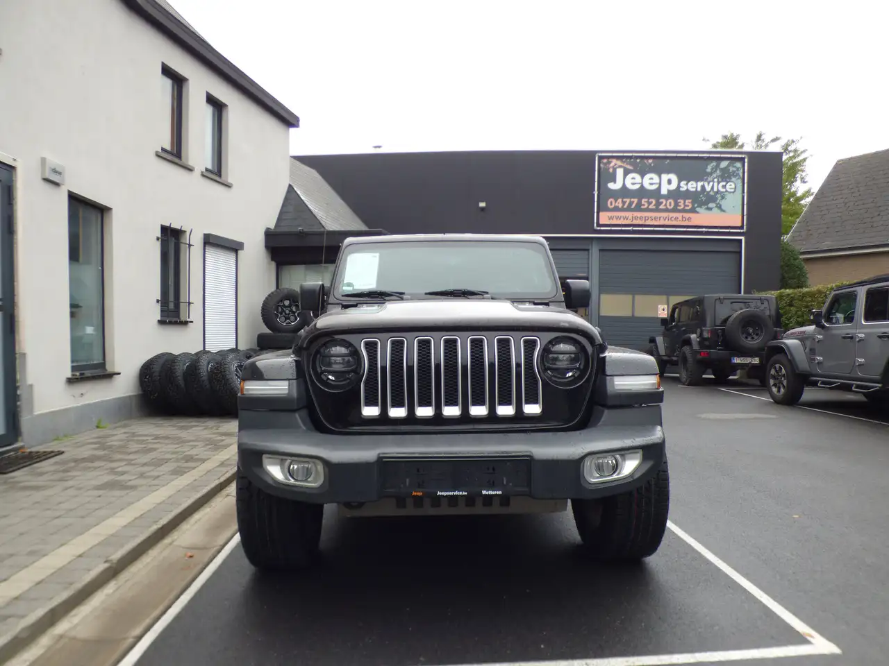 Jeep Wrangler 2.0 Turbo Sahara**73000km**Black** 6