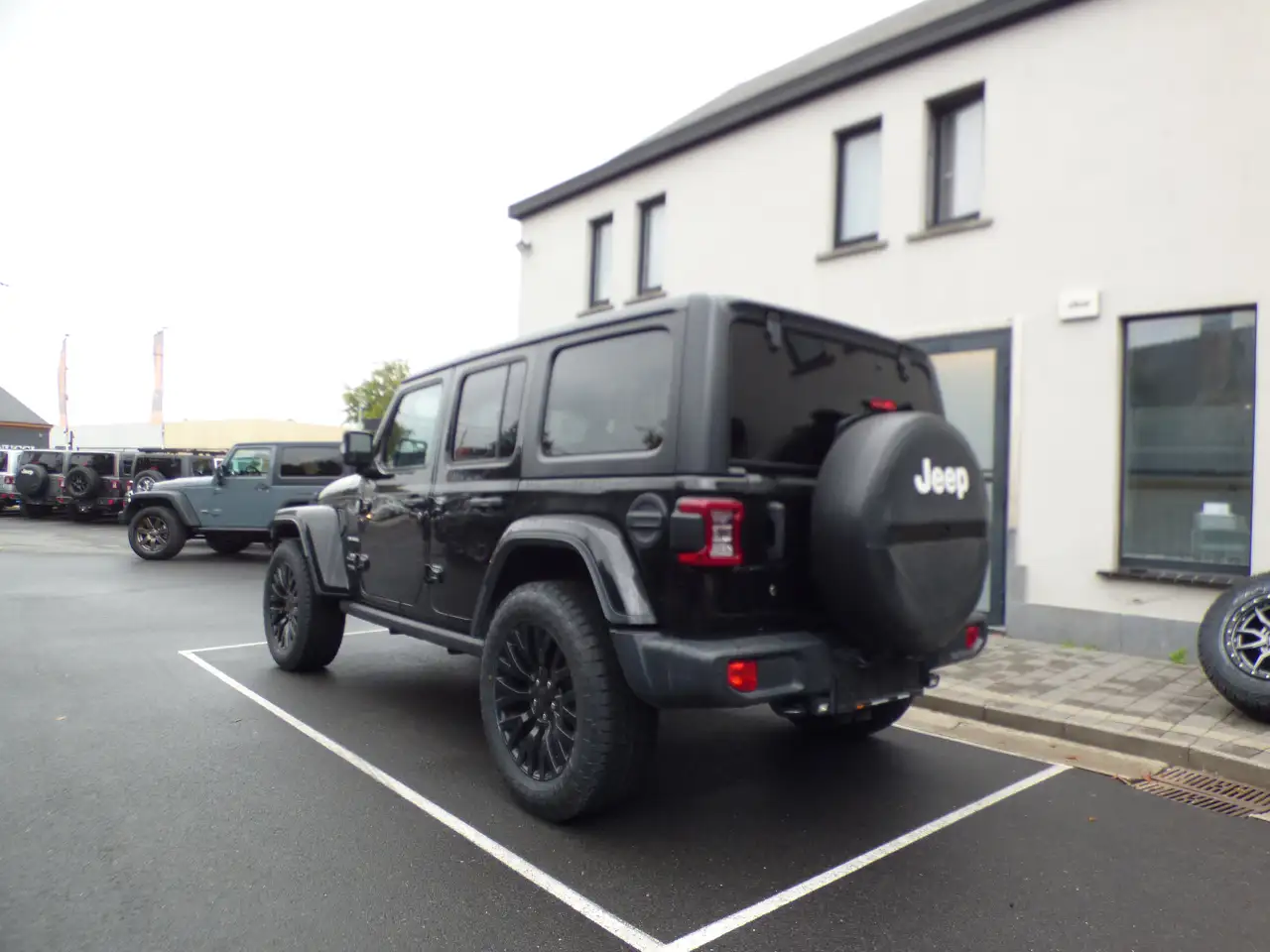 Jeep Wrangler 2.0 Turbo Sahara**73000km**Black** 2