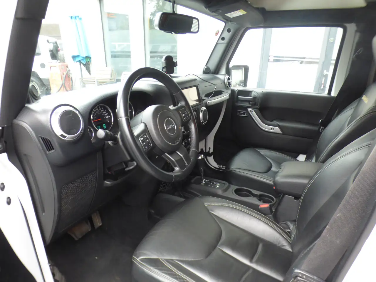 Jeep Wrangler Wrangler Unlimited 2.8 CRD DPF Automatik Sahara 7