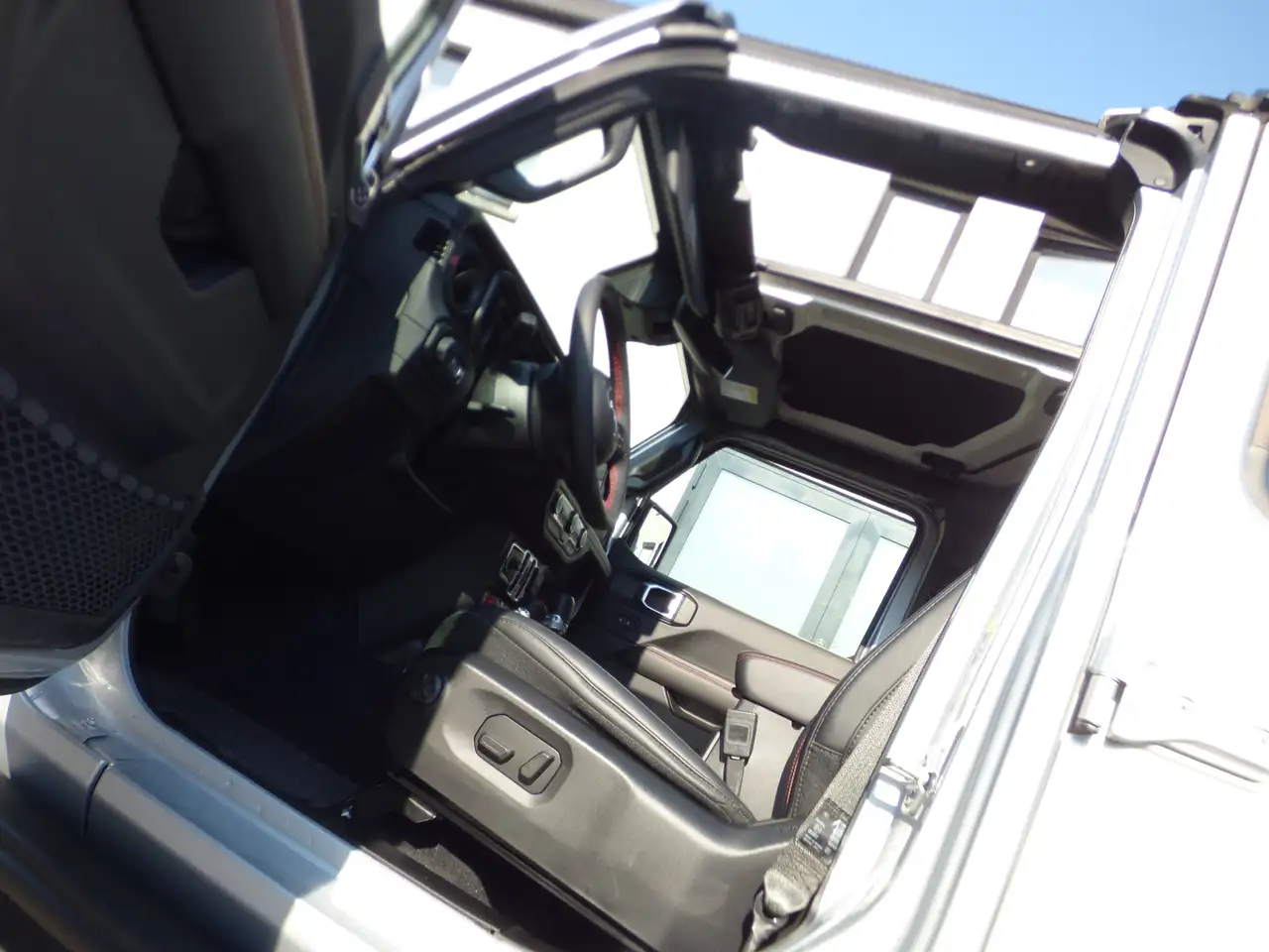 Jeep Wrangler Unl. Rubicon 2.0 benzine *Zenith Zilver*28000km 7