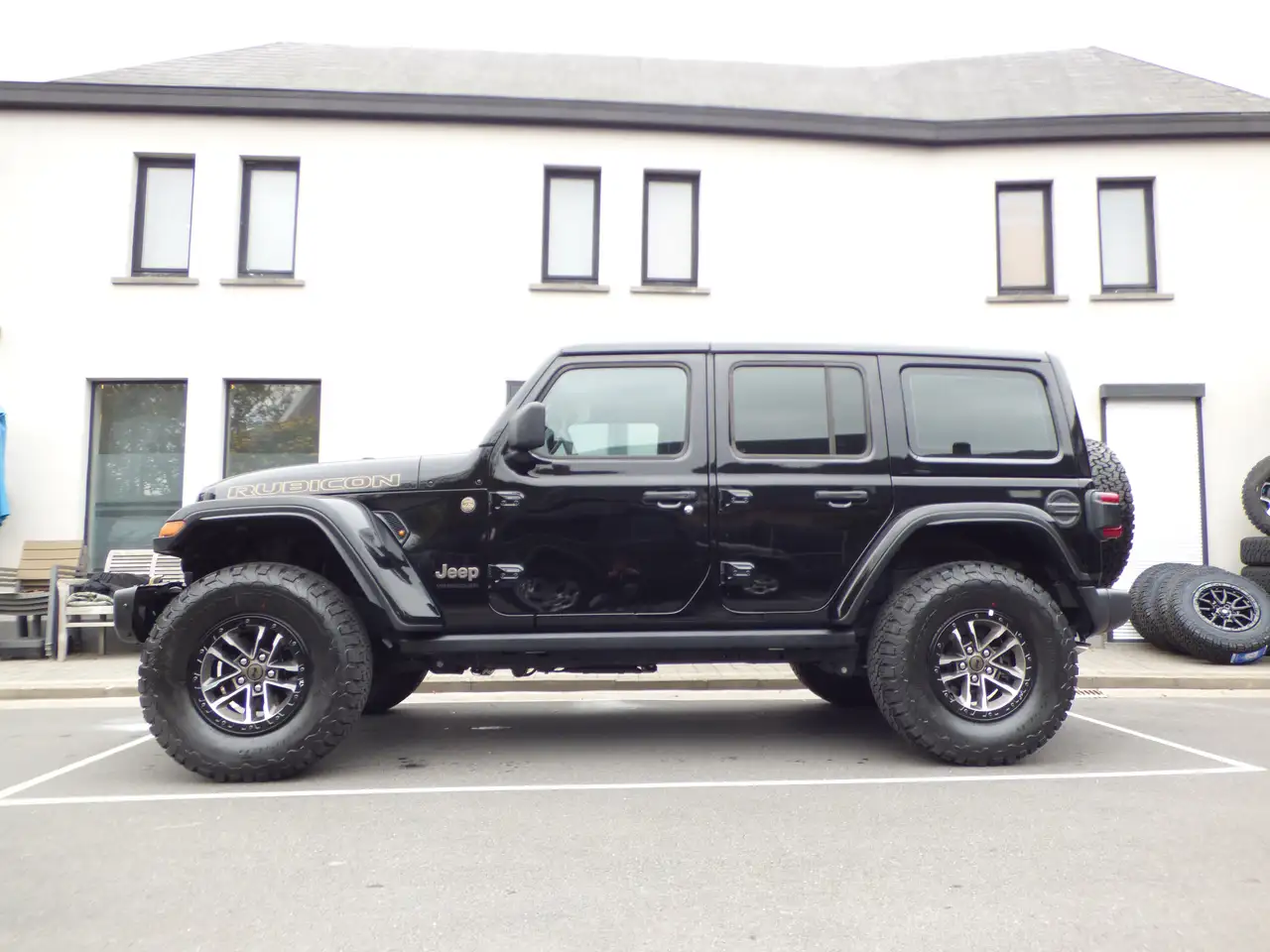Jeep Wrangler 392 V 8 Ultimate Exclusive edition 1
