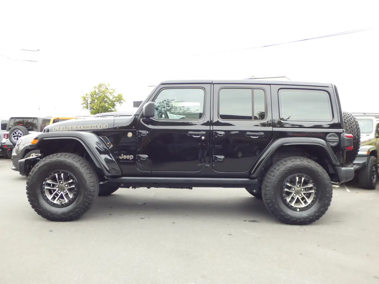 Jeep Wrangler 392 V 8 Ultimate Exclusive edition 16