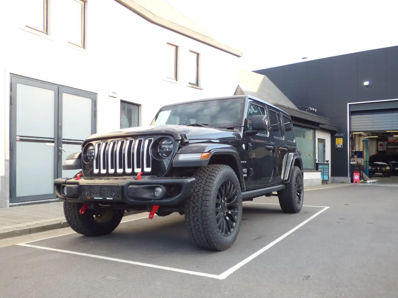 Jeep Wrangler 2.0 Turbo Sahara**73000km**Black** 0