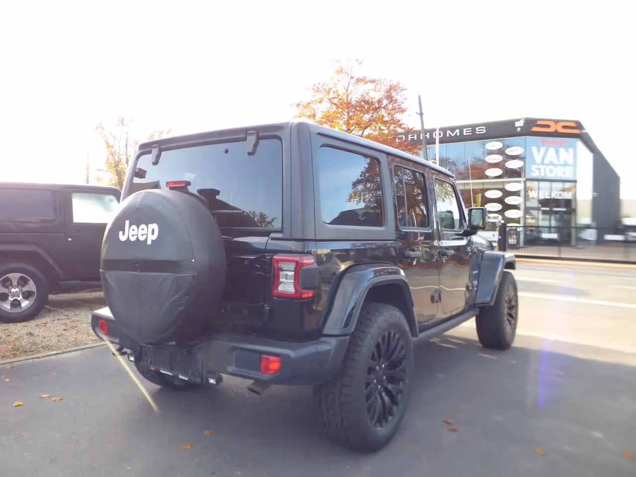 Jeep Wrangler 2.0 Turbo Sahara**73000km**Black** 13