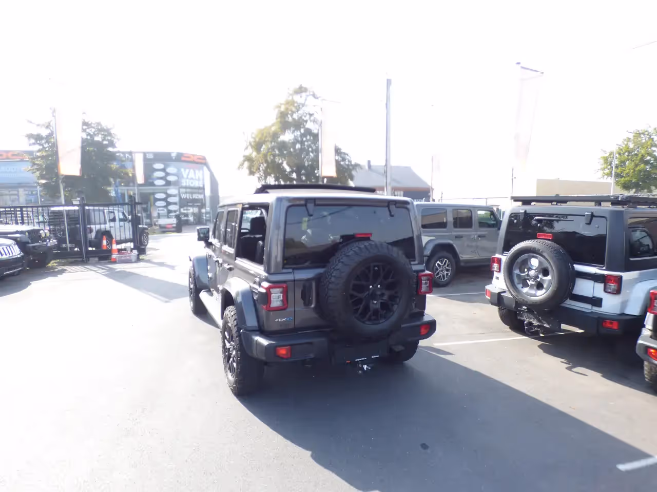 Jeep Wrangler Phev Hybride **17000km **Overland edition** 9