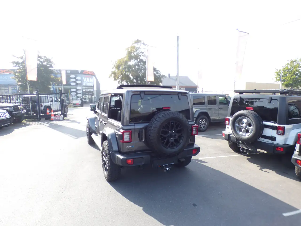 Jeep Wrangler Phev Hybride **17000km **Overland edition** 9