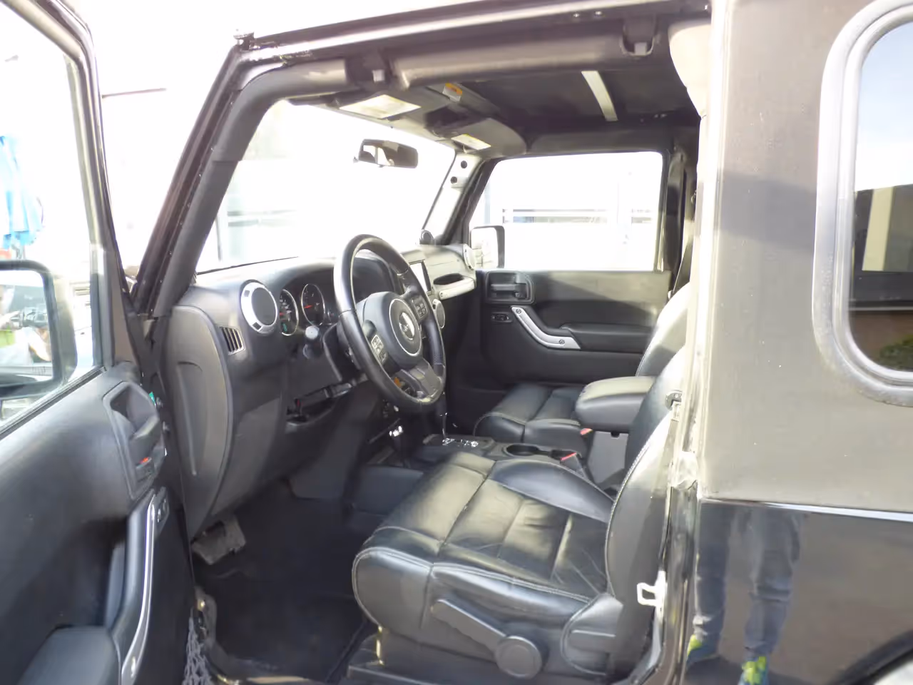 Jeep Wrangler Wrangler 2.8 CRD DPF Automatik Sahara 7