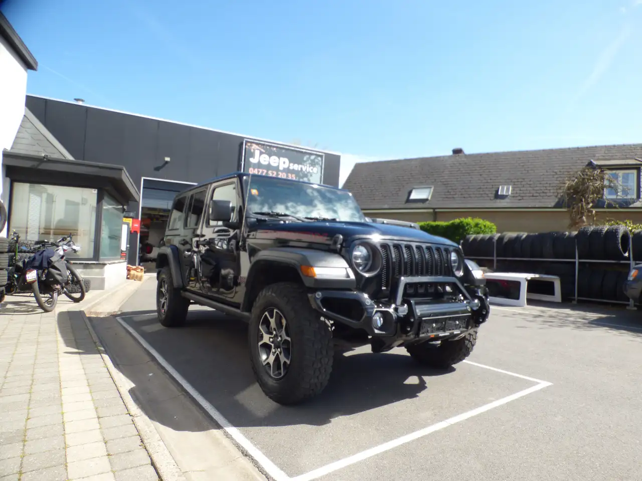 Jeep Wrangler Unlimited Rubcion 2.0 benzine **77000km** 4