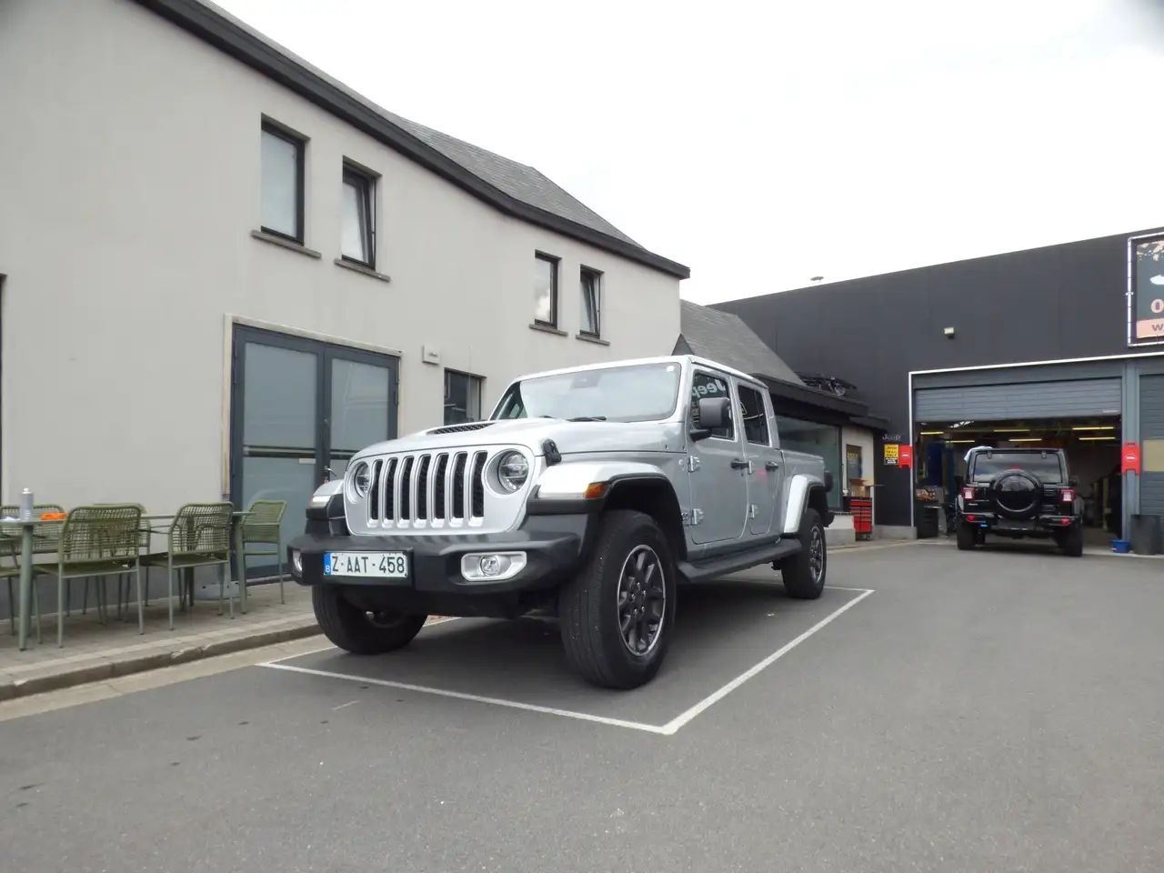 Jeep Gladiator Gladiator 3.0 V6 4WD Overland**Silver**40000km**