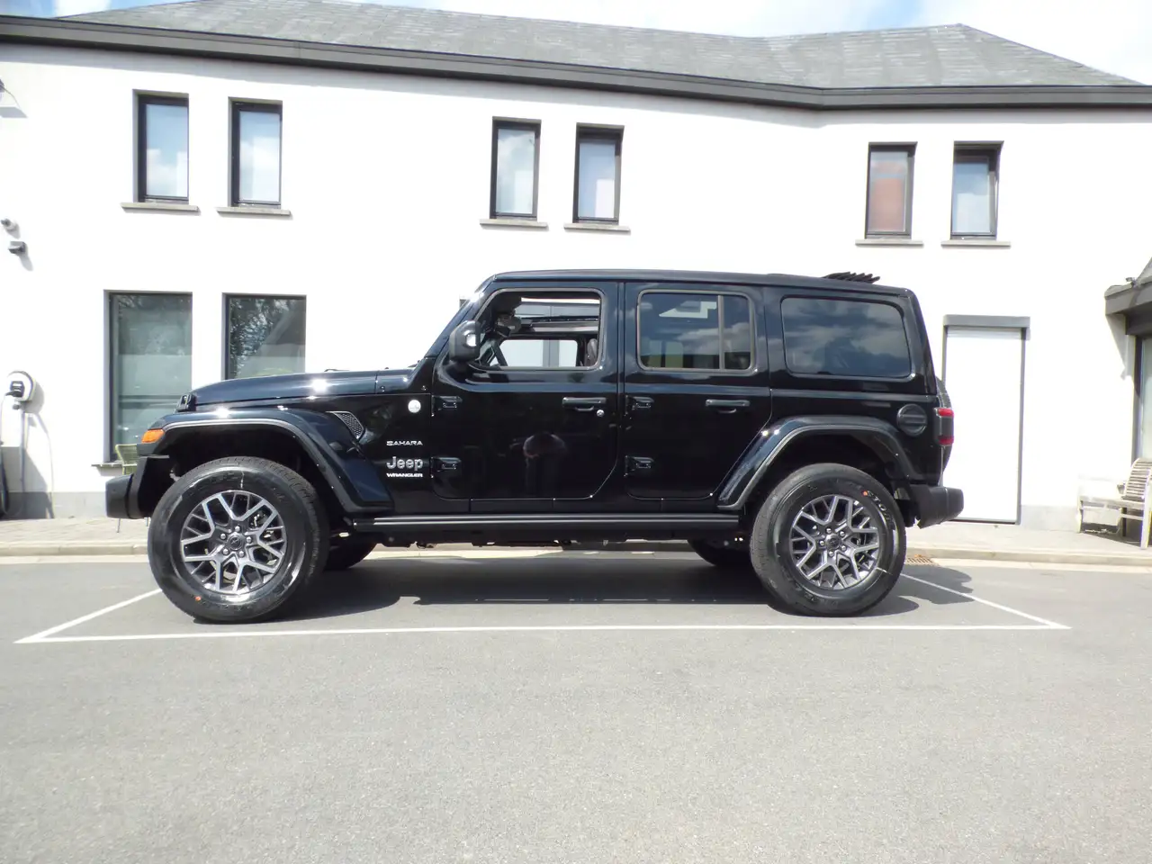 Jeep Wrangler Wrangler Sahara editie **Nieuw stock 58km** 1