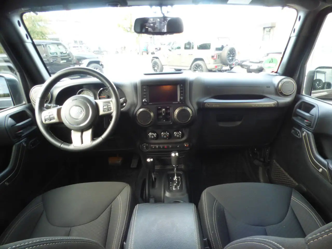 Jeep Wrangler Wrangler 3.6i V6 Golden eagle **13750 km ** 8