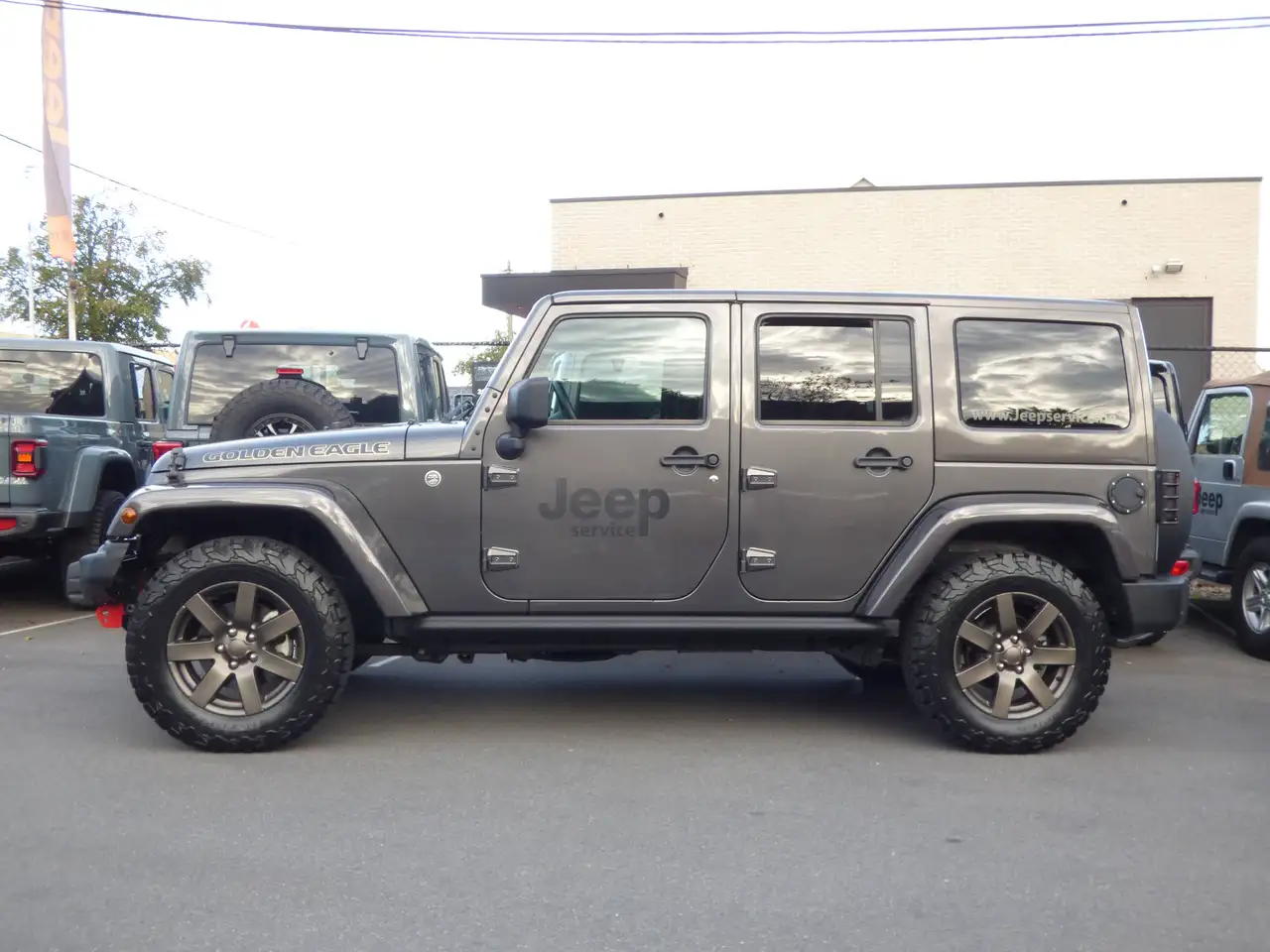 Jeep Wrangler Wrangler 3.6i V6 Golden eagle **13750 km ** 16