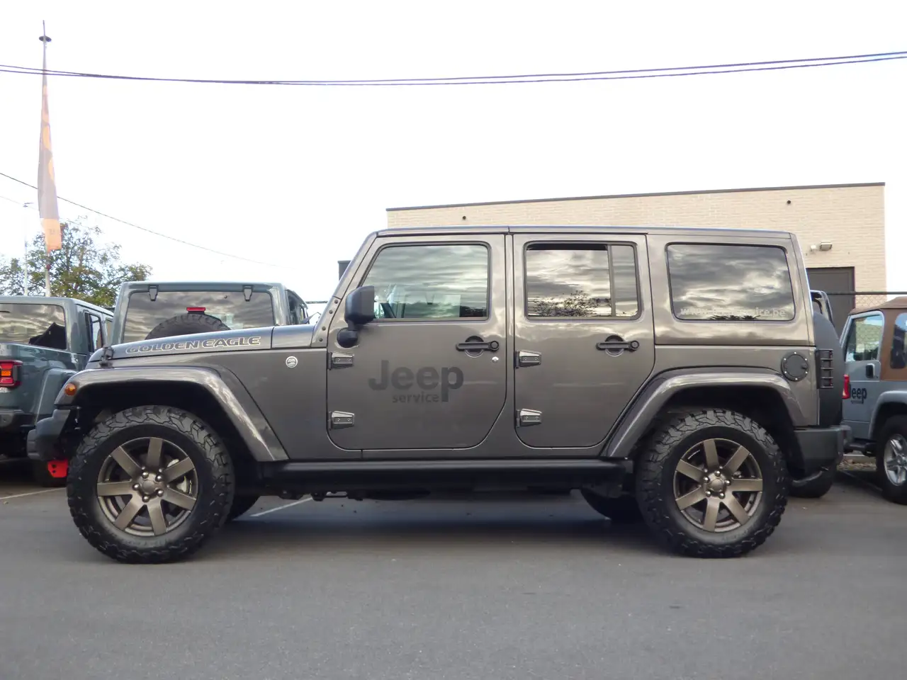 Jeep Wrangler Wrangler 3.6i V6 Golden eagle **13750 km ** 17