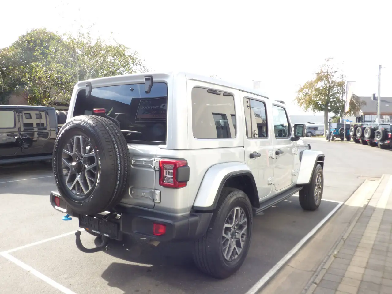 Jeep Wrangler Wrangler PHEV 2.0 Turbo 4xe Sahara **17833km** 4