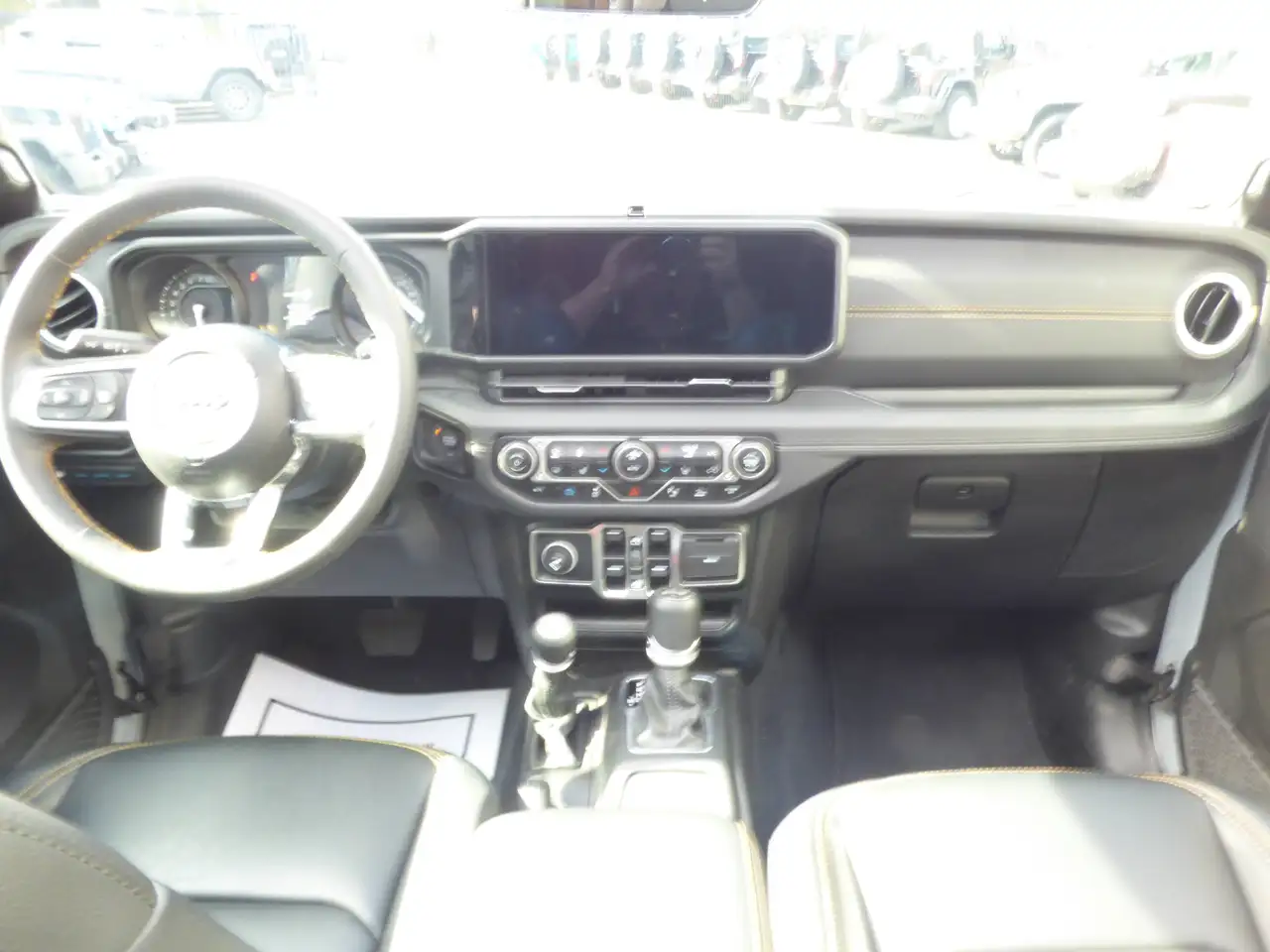 Jeep Wrangler Wrangler PHEV 2.0 Turbo 4xe Sahara **17833km** 9