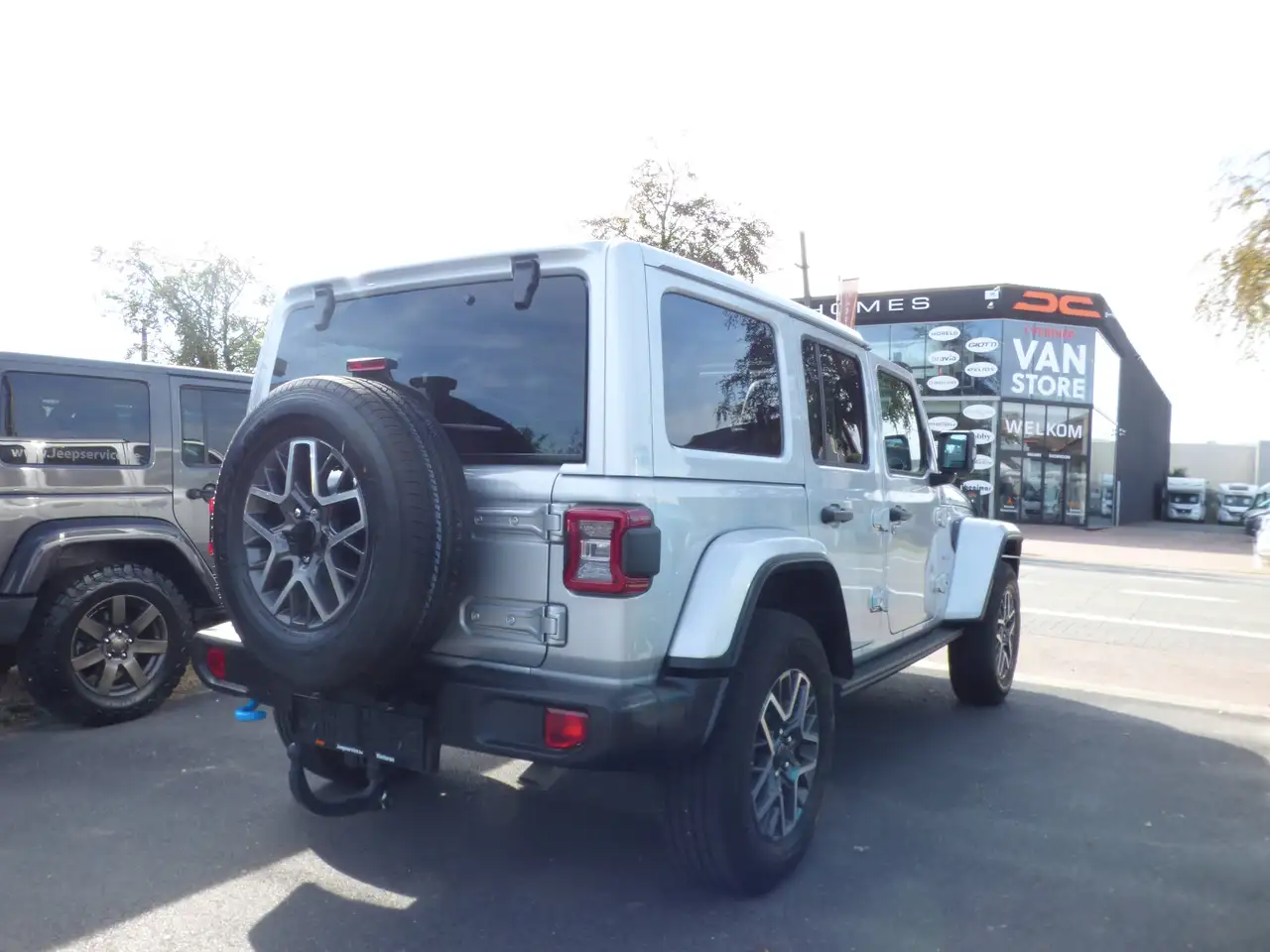 Jeep Wrangler Wrangler PHEV 2.0 Turbo 4xe Sahara **17833km** 13