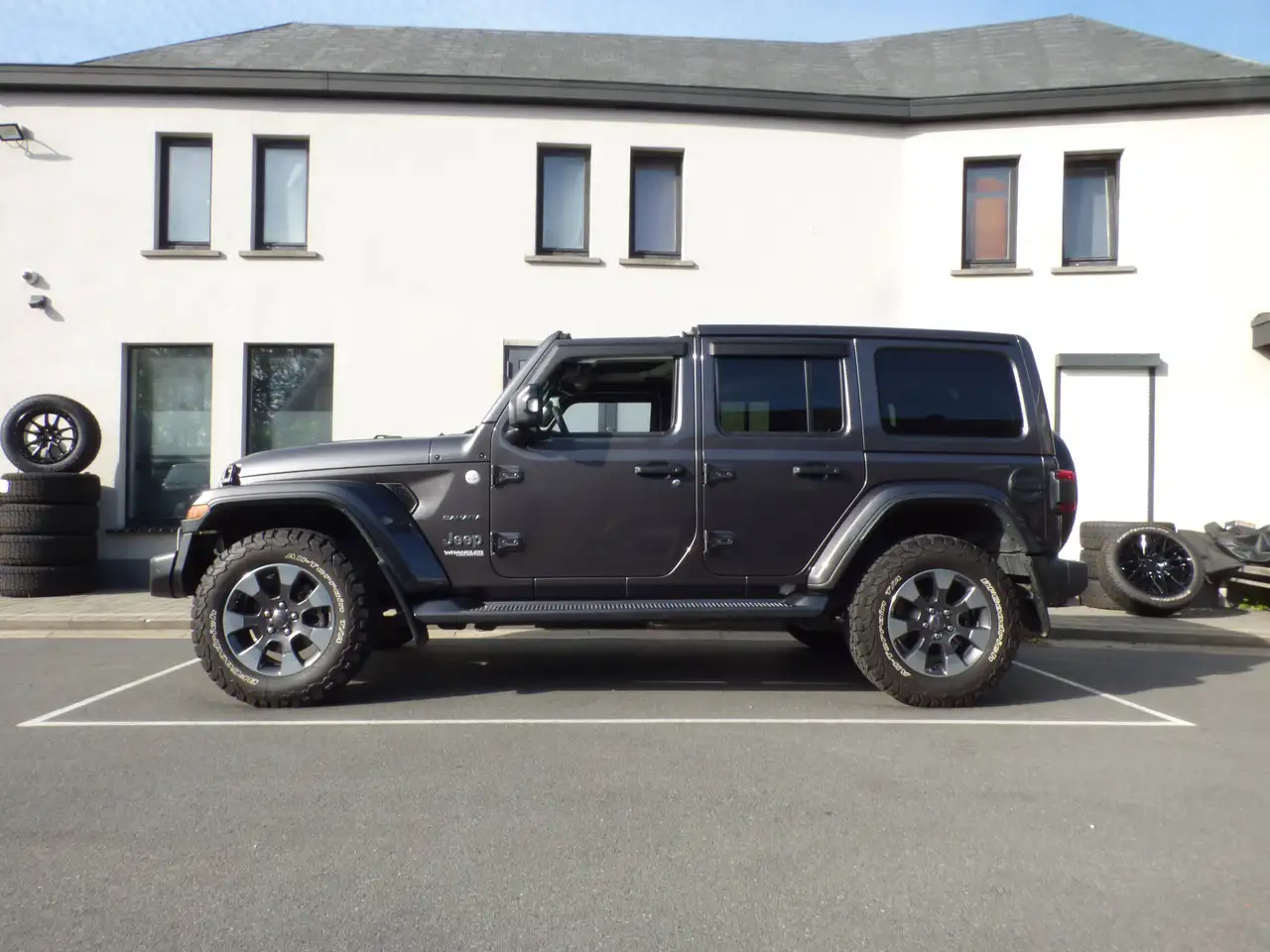 Jeep Wrangler Wrangler 2.0 Turbo Sahara **19750 km **Nieuwestaat ** 1