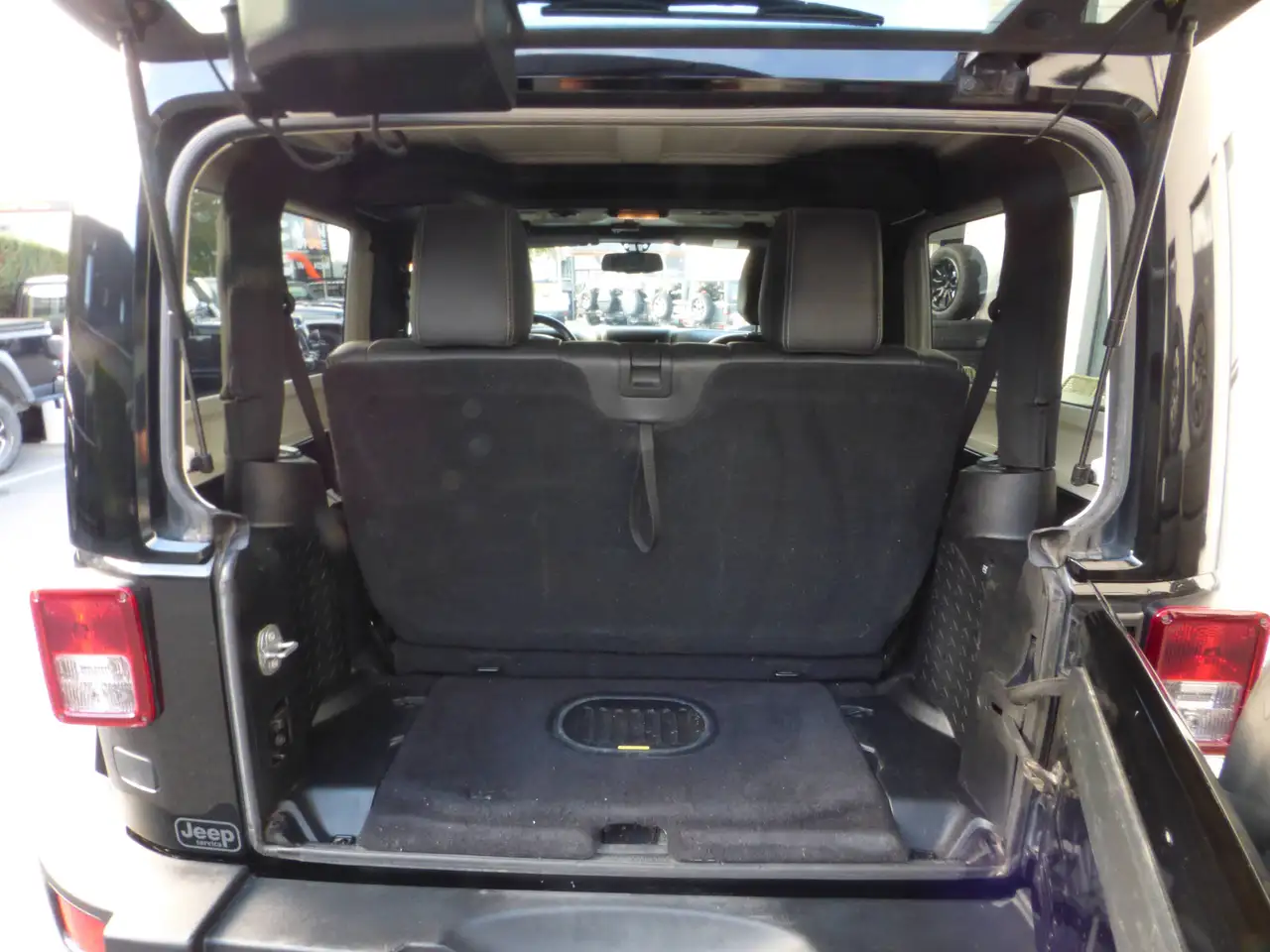 Jeep Wrangler Wrangler 2.8 CRD Black Night eagle **88500km** 13