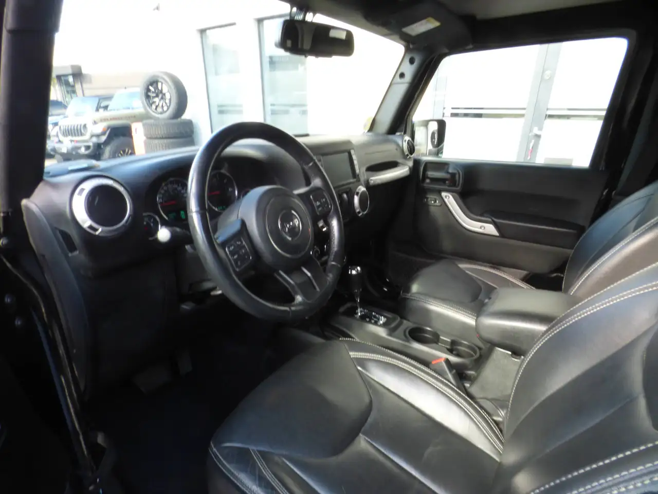 Jeep Wrangler Wrangler 2.8 CRD Black Night eagle **88500km** 14
