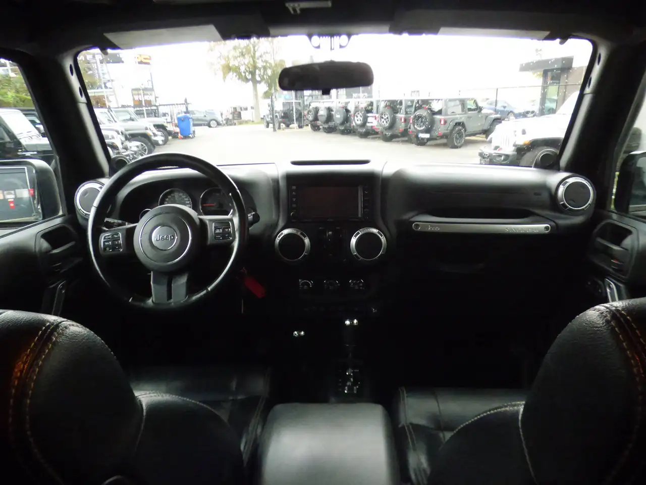 Jeep Wrangler Wrangler 2.8 CRD Sahara Black/black 5