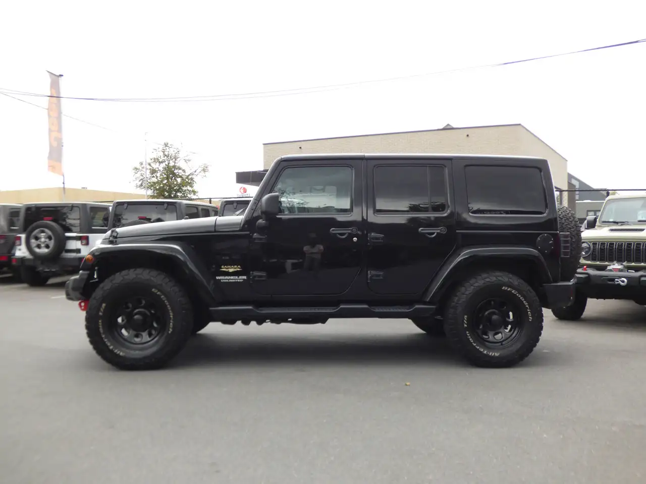 Jeep Wrangler Wrangler 2.8 CRD Sahara Black/black 16