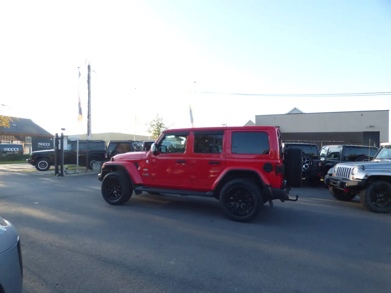 Jeep Wrangler Wrangler 2.0 Turbo Sahara**Flame red** 16