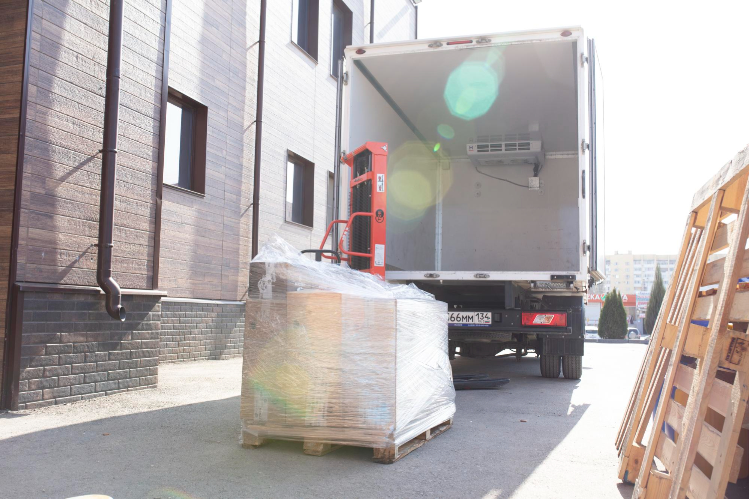 Relocating Heavy Equipment During Commercial Moves