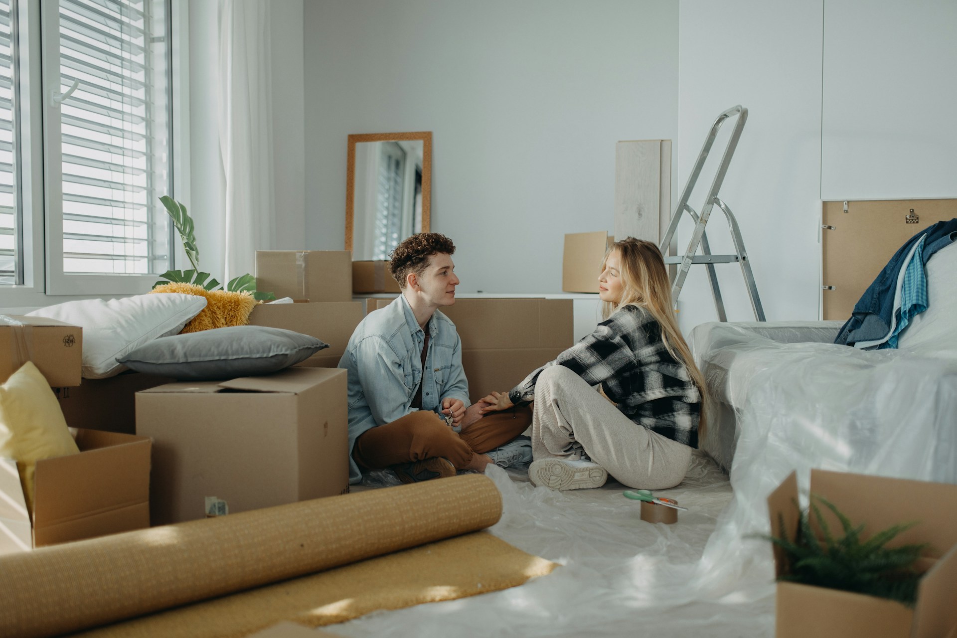 Addressing Unexpected Issues During Residential Moving Day