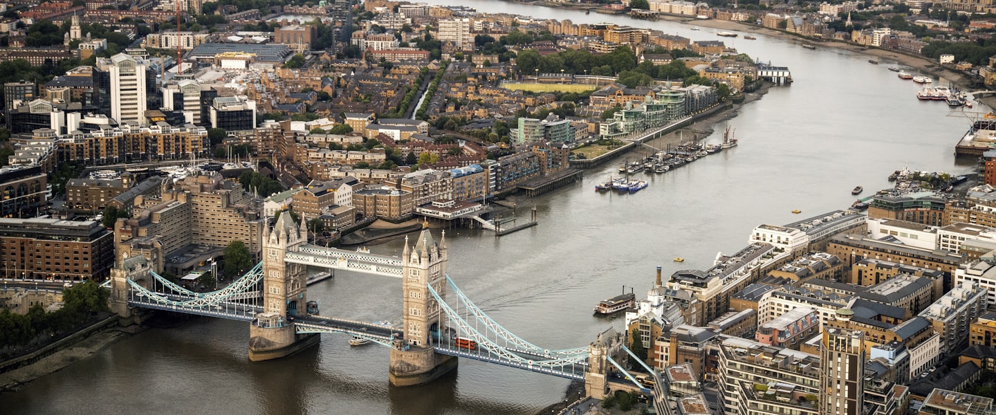 United Kingdom city skyline