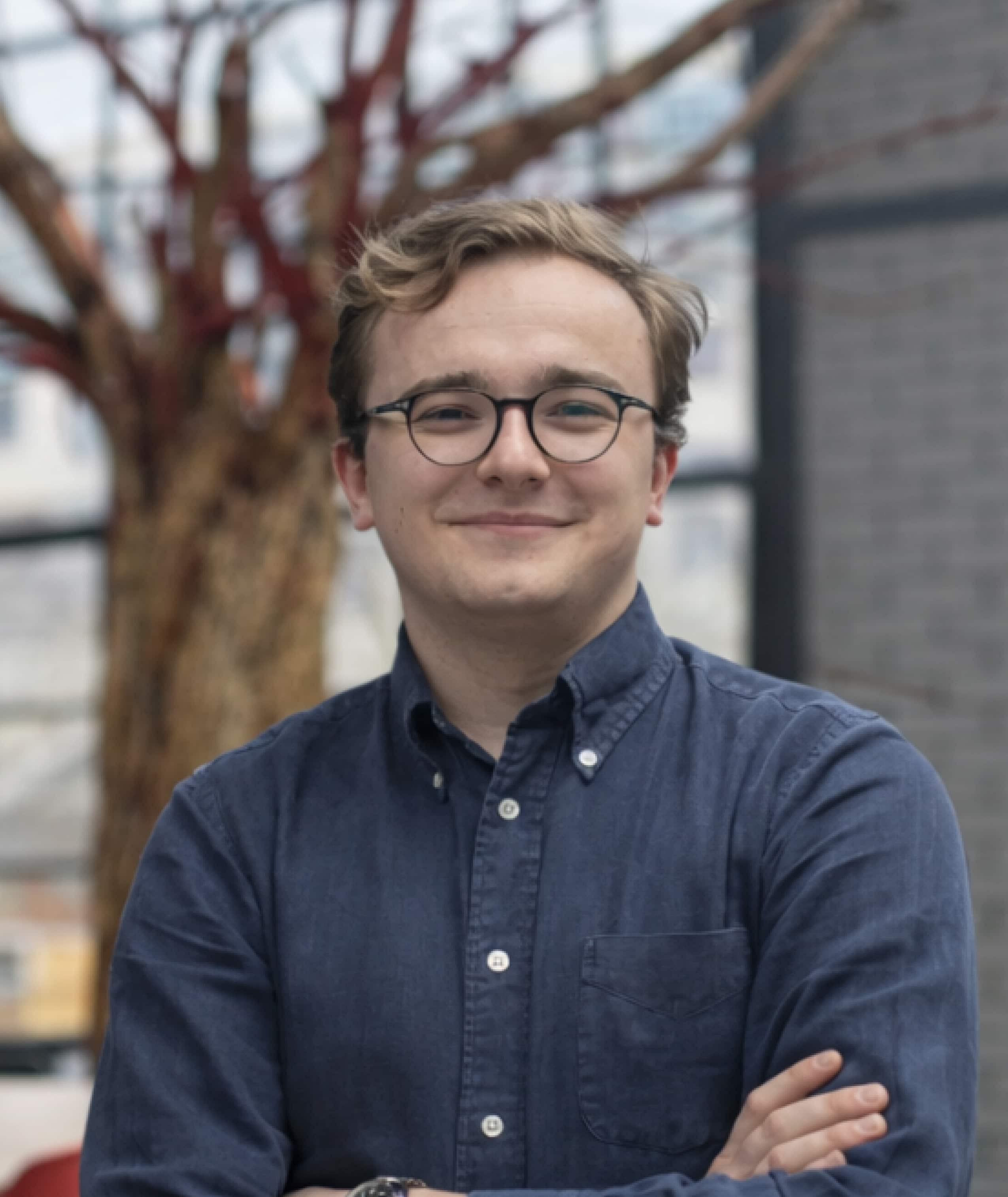 Portrait of the second founder of Momerable, illustrating a shared vision and a common commitment to the development of the project.