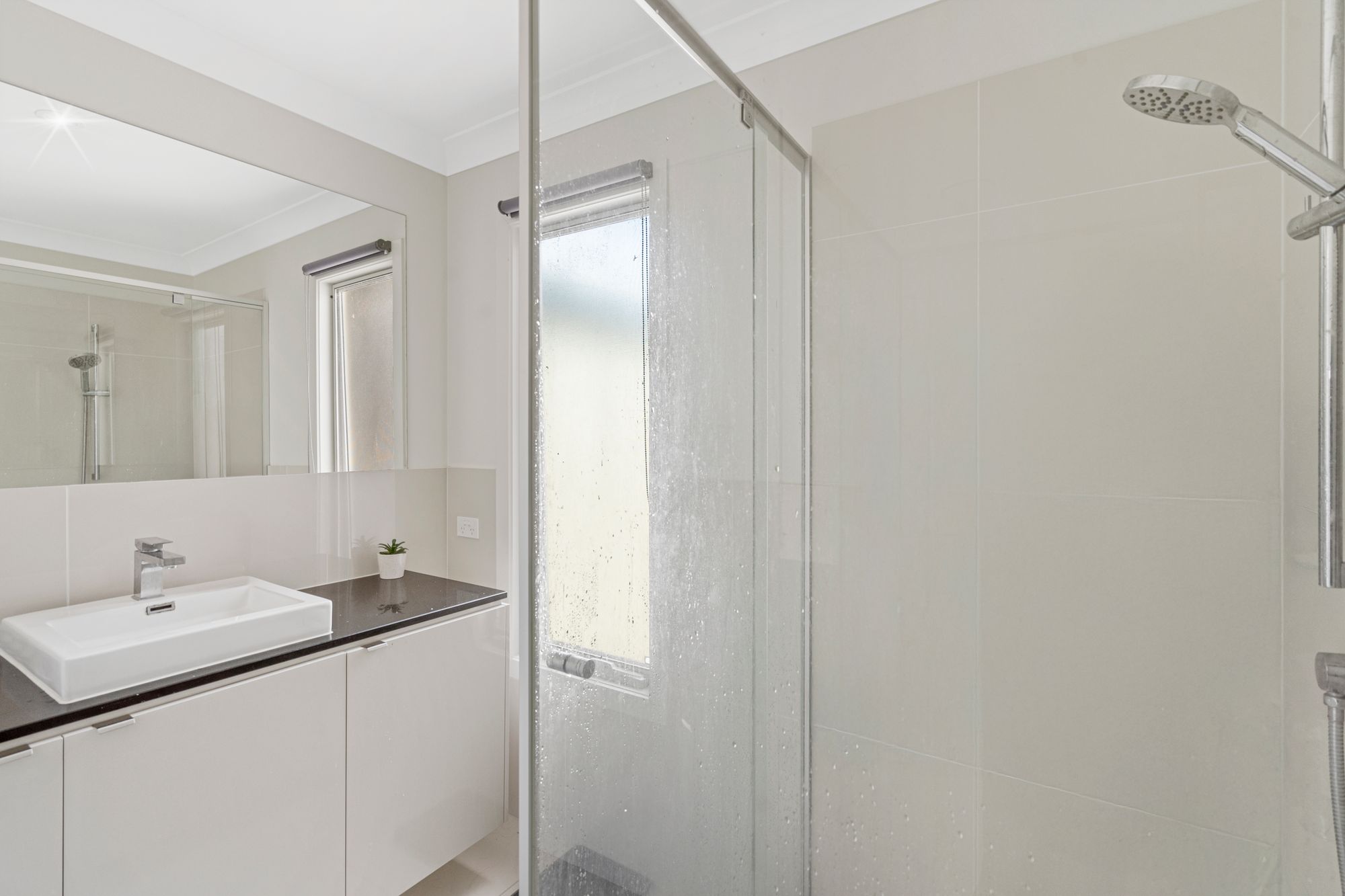 42/13 Angela Way, PIMPAMA QLD 4209 6