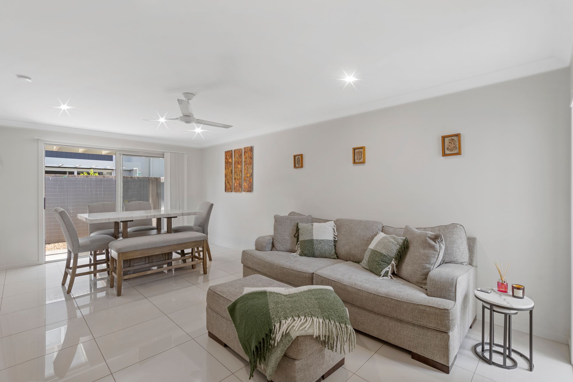 42/13 Angela Way, PIMPAMA QLD 4209 3