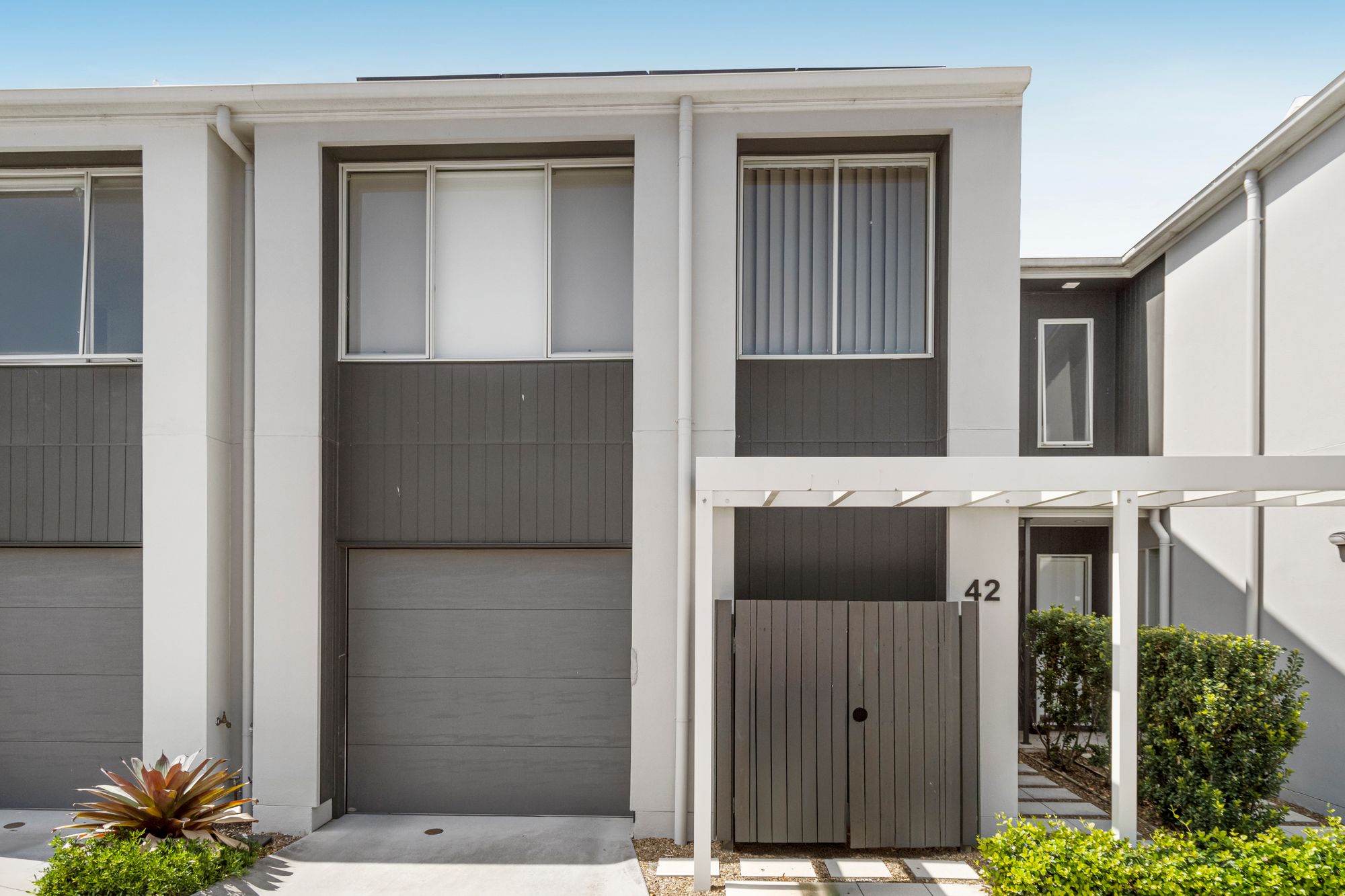 Siebritz Real Estate Listing Hero Image