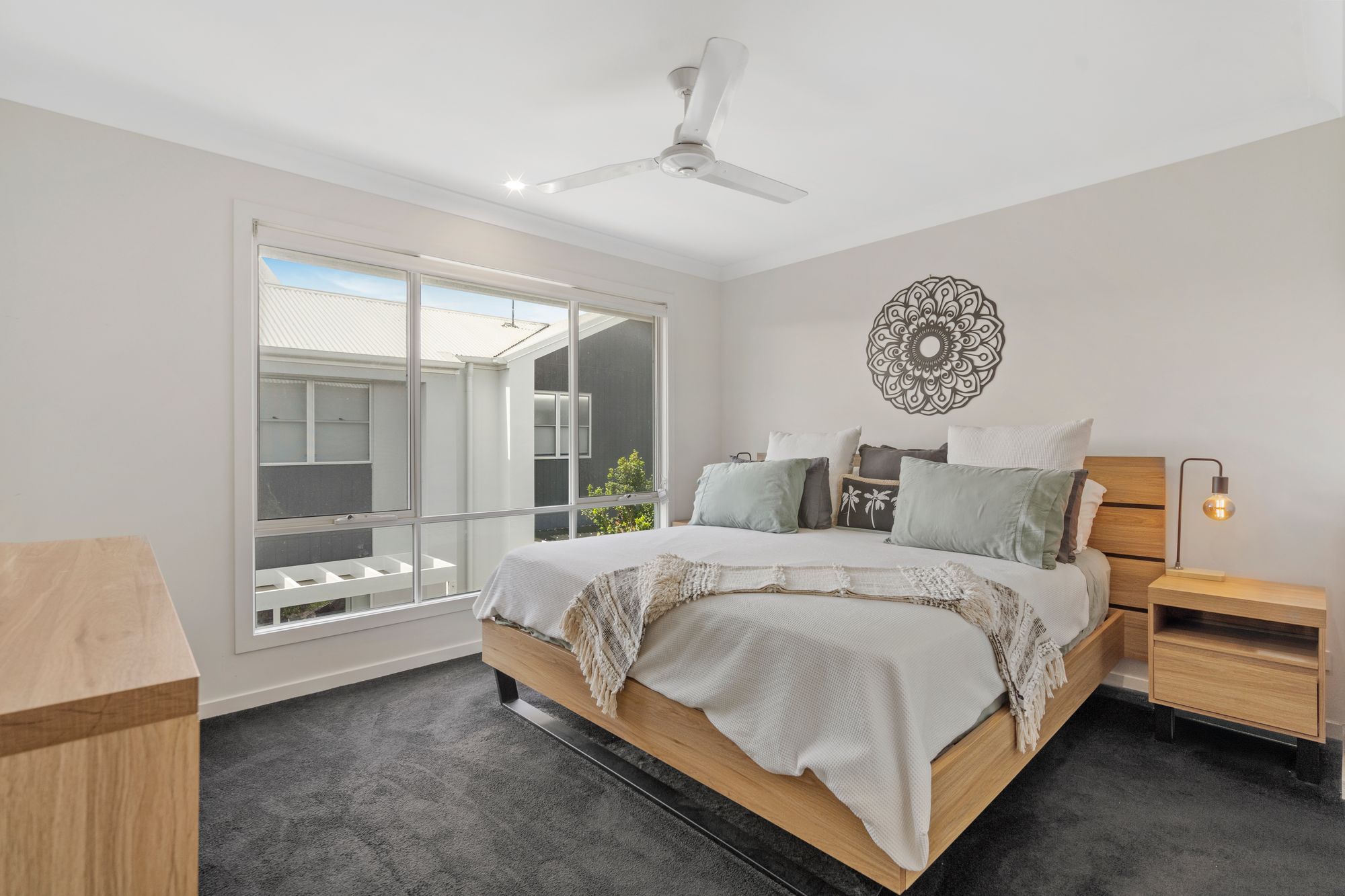 42/13 Angela Way, PIMPAMA QLD 4209 4