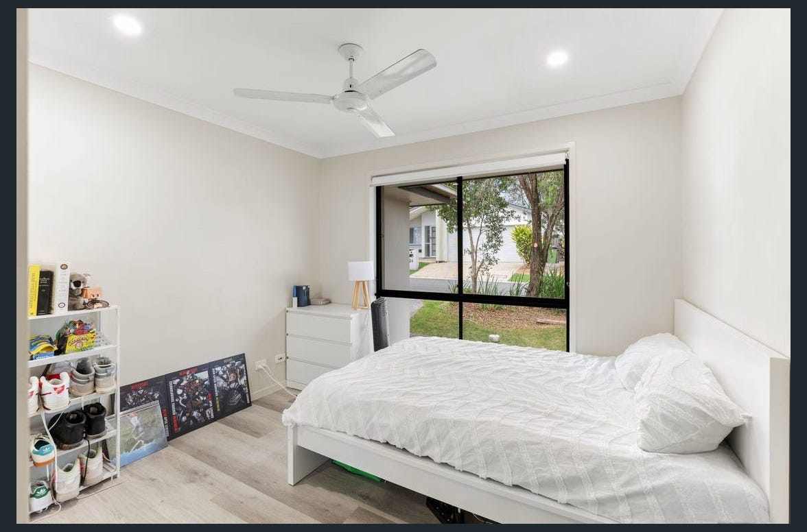 15 Danbulla St, PIMPAMA QLD 4209 10