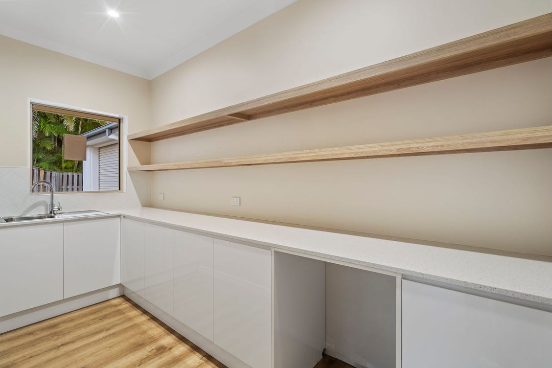 37 Barrington Street, UPPER COOMERA QLD 4209 4