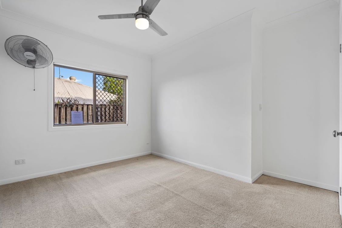 37 Barrington Street, UPPER COOMERA QLD 4209 10