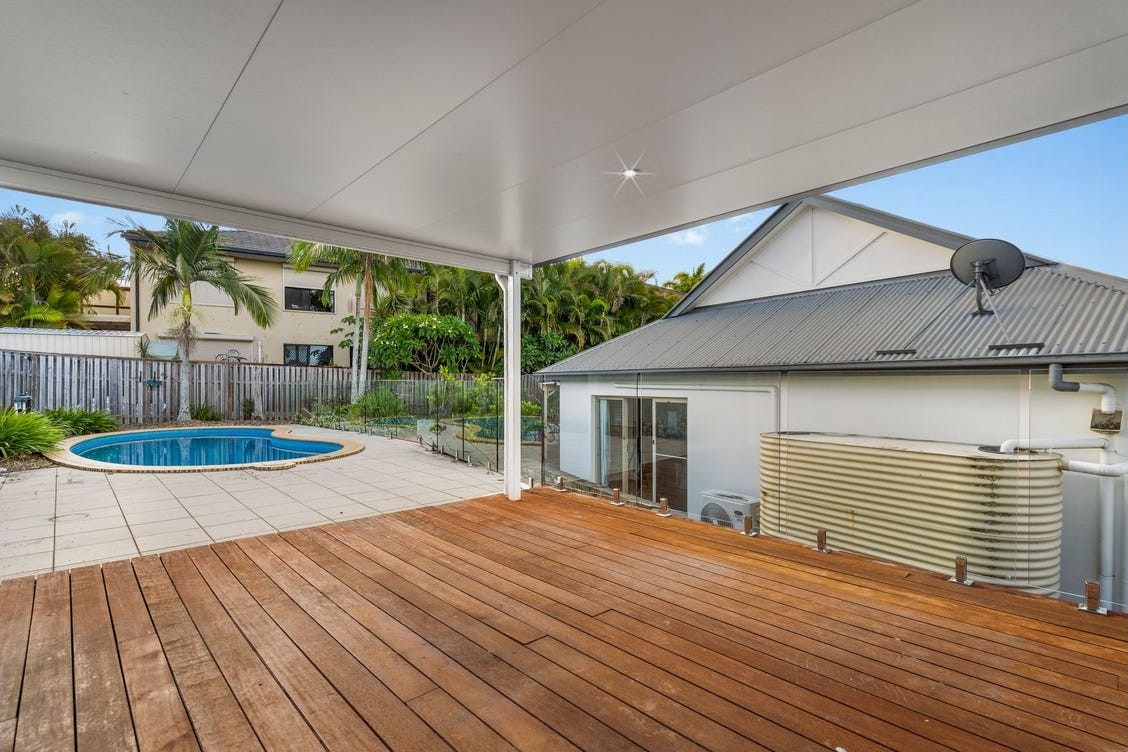 37 Barrington Street, UPPER COOMERA QLD 4209 2