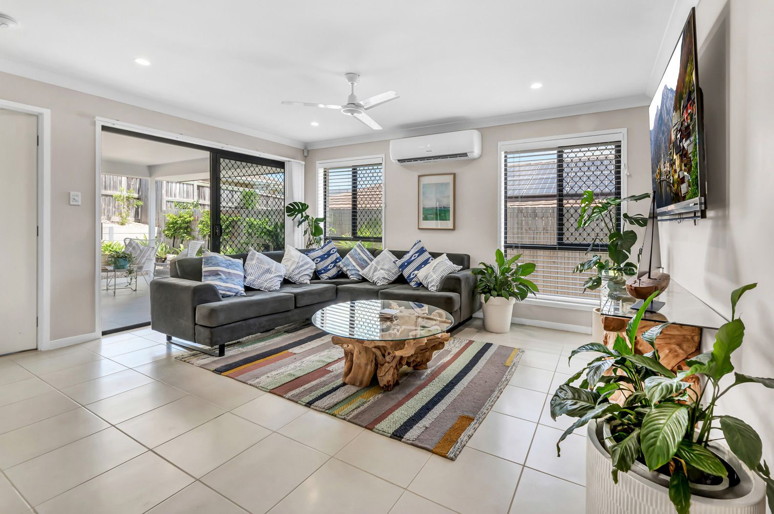 1/23 Xenia Street, PIMPAMA QLD 4209 4