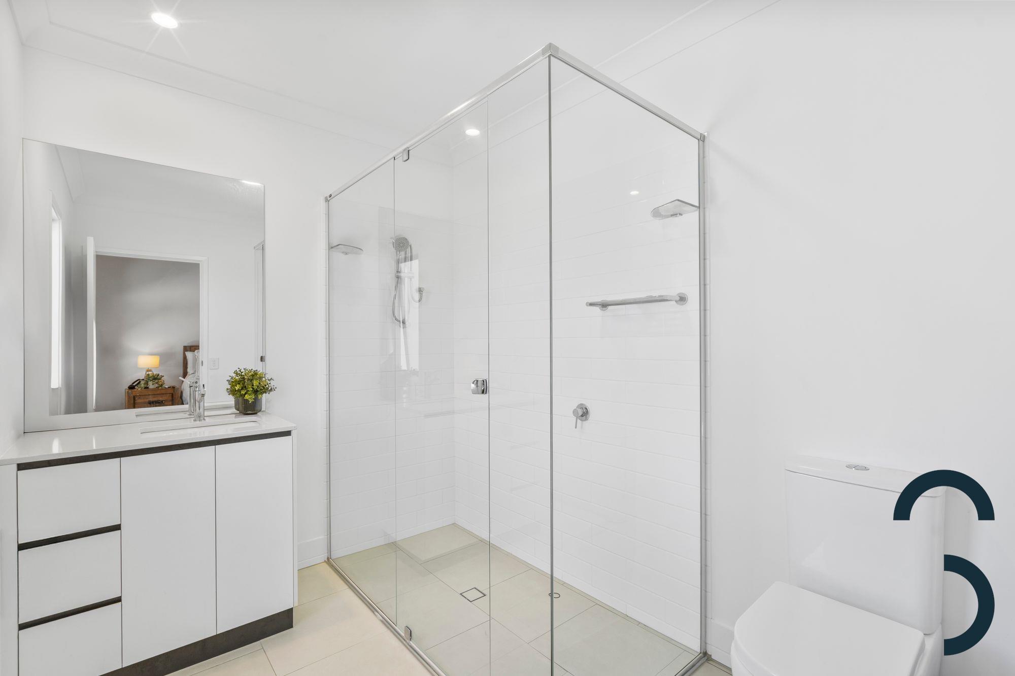 22/18 Foreshore St, COOMERA QLD 4209 4