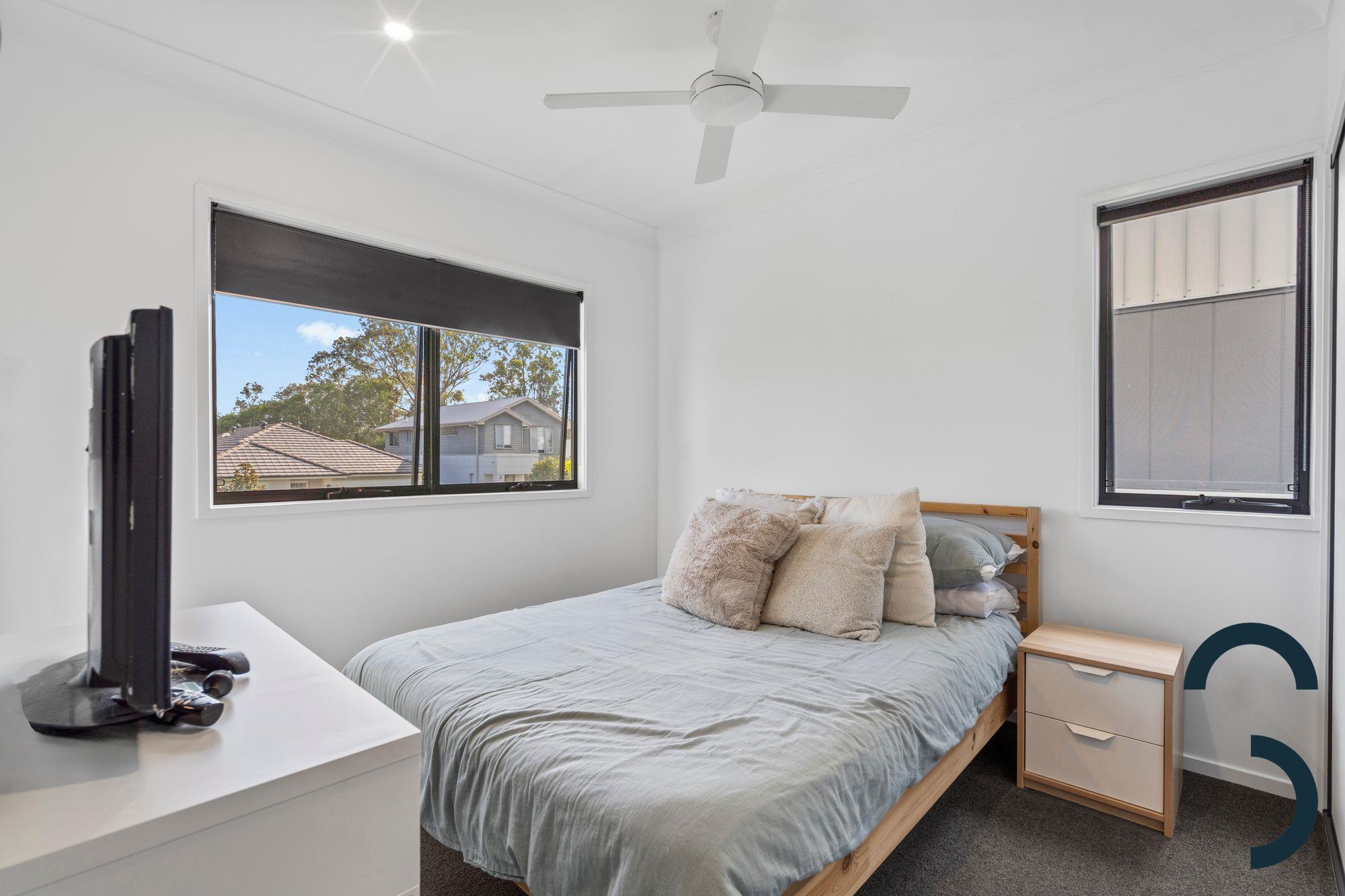 22/18 Foreshore St, COOMERA QLD 4209 7