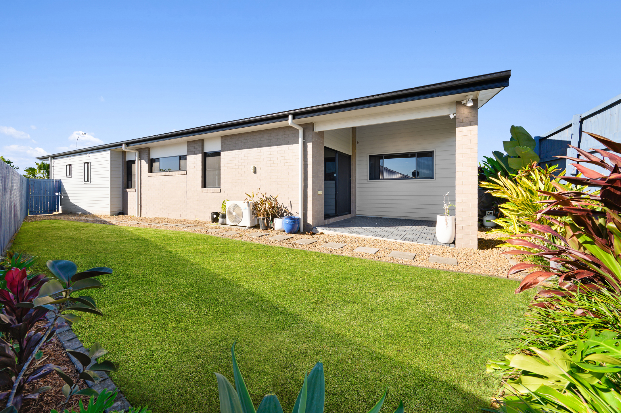 183 Goldmine Road, ORMEAU QLD 4208 7