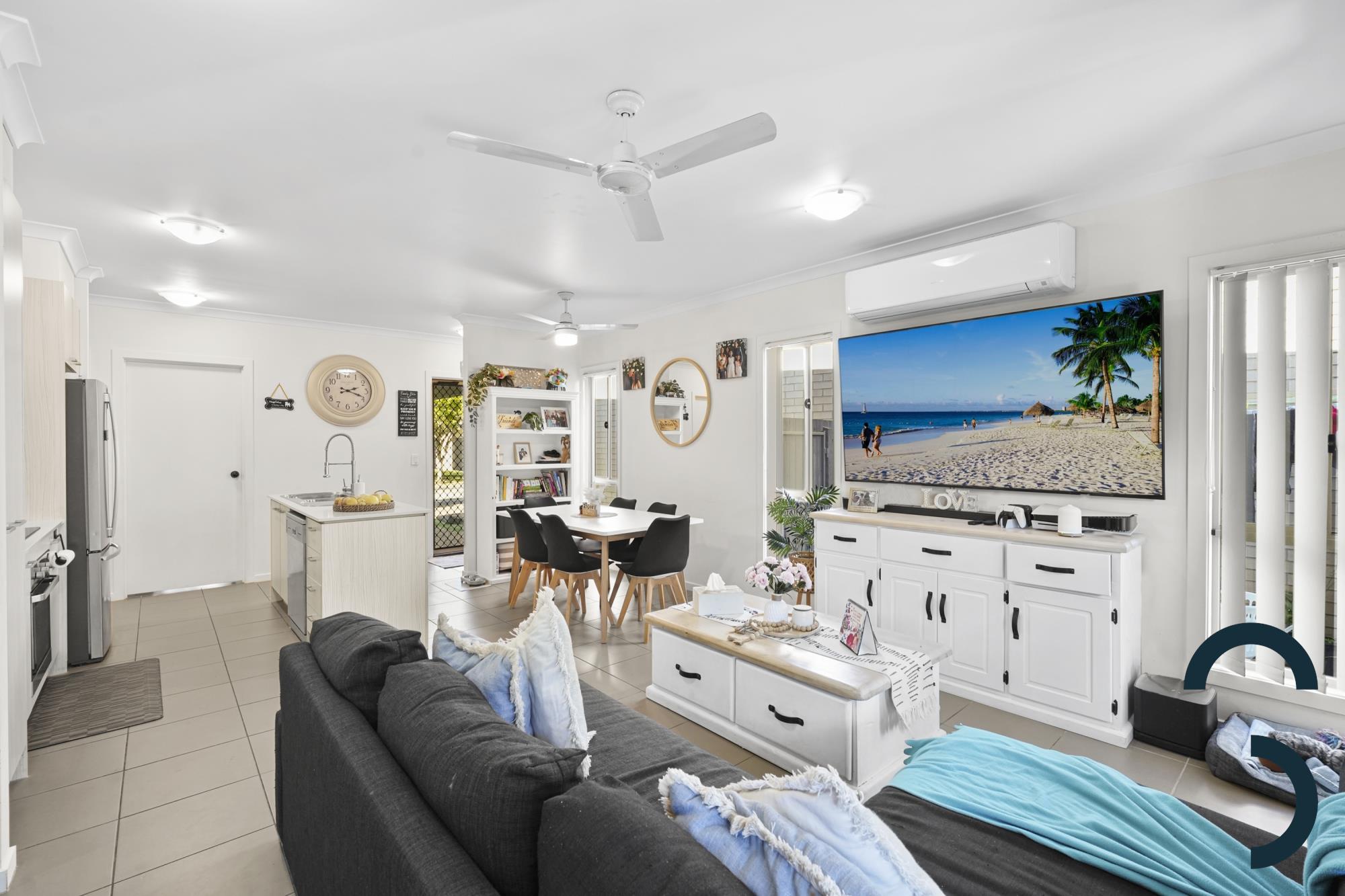17 Gideon Gardens, PIMPAMA QLD 4209 3