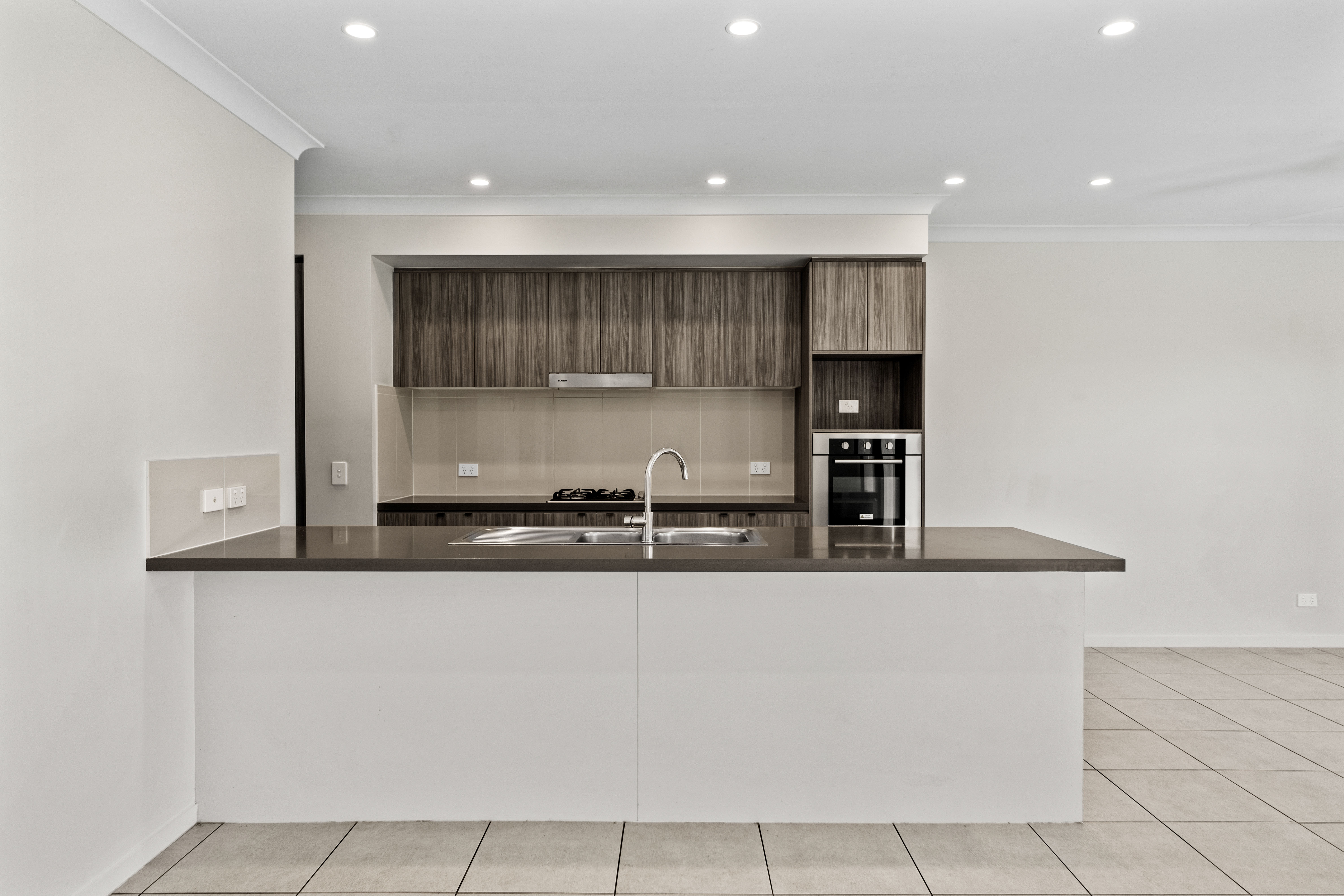 3 Bloom Avenue, COOMERA QLD 4209 3