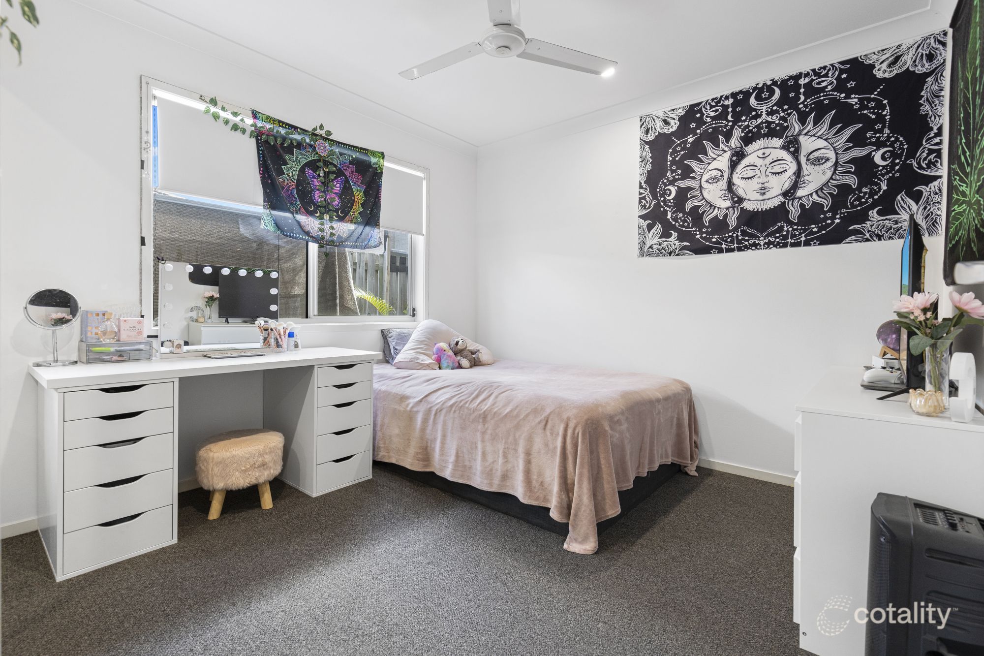 29 Savanna Gardens, PIMPAMA QLD 4209 7