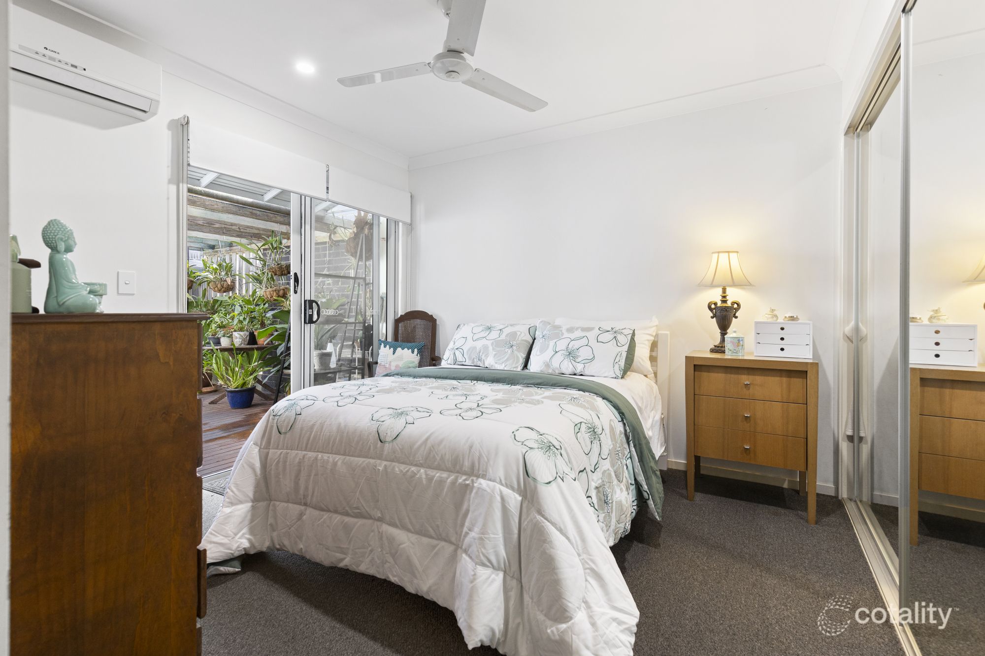 29 Savanna Gardens, PIMPAMA QLD 4209 5