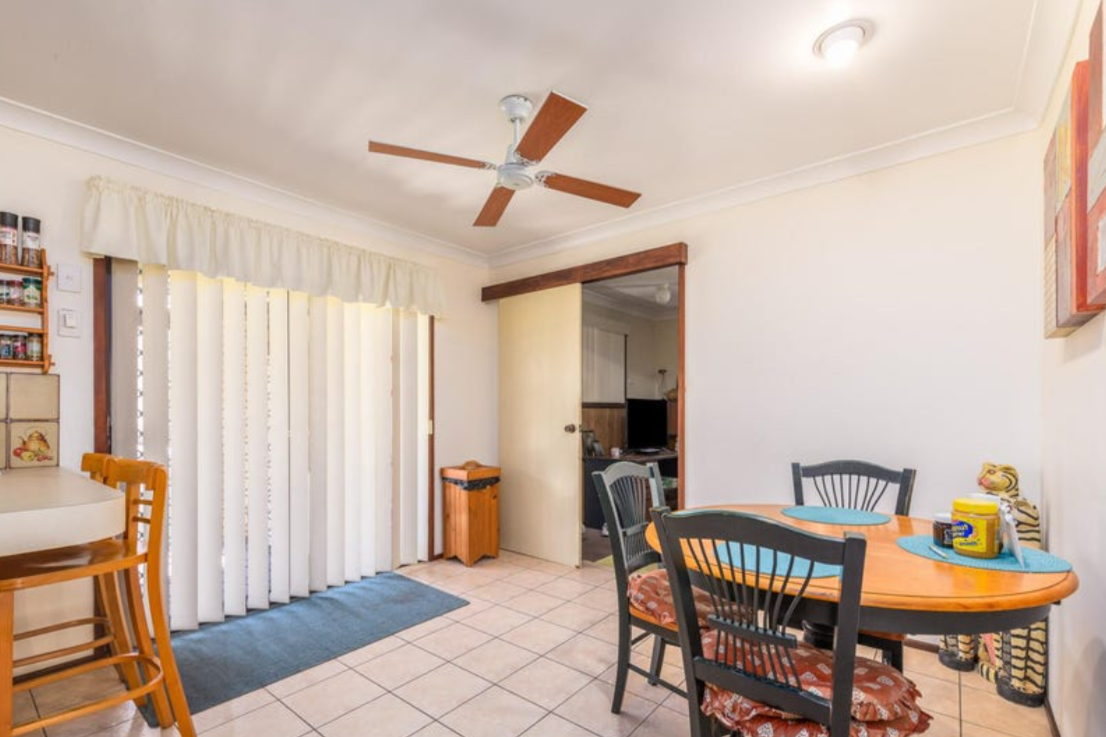 1 Gatton Court, HELENSVALE QLD 4212 7
